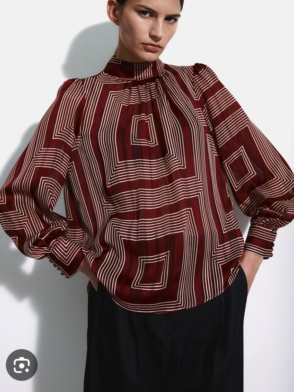 Women's H&M Maroon and White Geometric Pattern Striped Dress Shirt XL